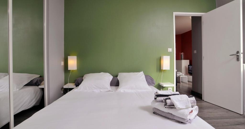 Appartement Le Saint Vincent - Les Balcons De La Cite Carcassonne Phòng bức ảnh